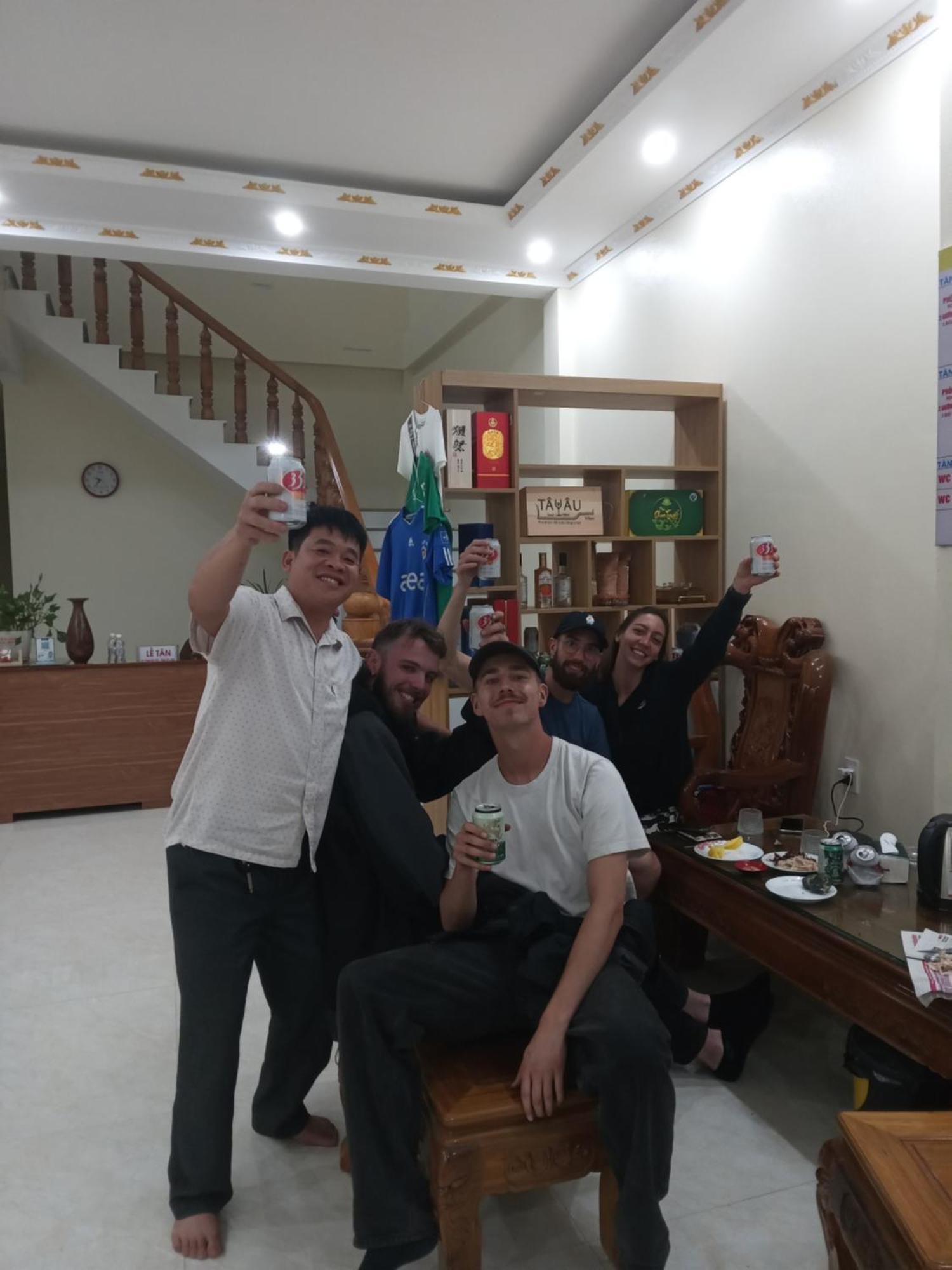 Viethung Hostel-Motorbikes For Rental - Tour Lang Lap Екстериор снимка